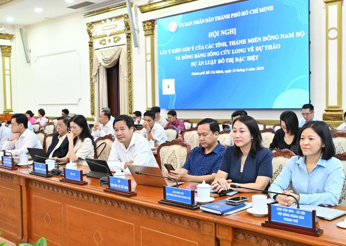  Đại biểu dự hội thảo. Ảnh: VIỆT DŨNG 