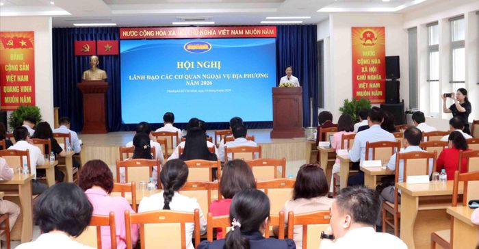 Quang cảnh hội nghị. Ảnh: XUÂN KHU