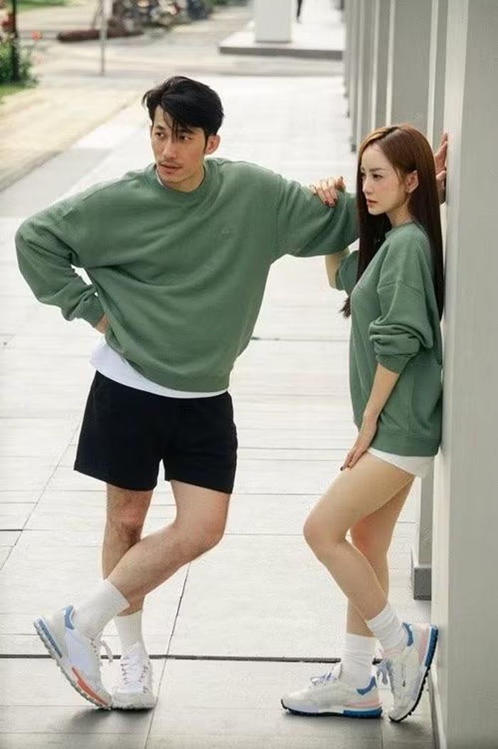 Cặp đôi thực hiện bộ ảnh thời trang với phong cách trẻ trung, năng động. Đây là một trong những lần hiếm hoi Ngọc Kayla và Liên Bỉnh Phát cùng xuất hiện trong một concept riêng.