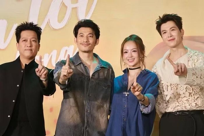 Ngọc Kayla và Liên Bỉnh Phát hội ngộ nhiều đồng nghiệp tại buổi ra mắt phim. Cả hai đồng hành trong nhiều hoạt động nghệ thuật và các sự kiện của giới giải trí.