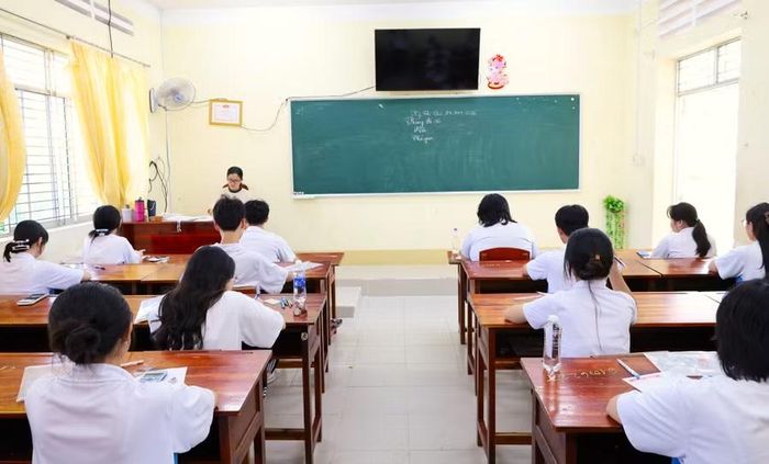Thí sinh cần nắm rõ danh mục vật dụng cấm mang vào phòng thi.