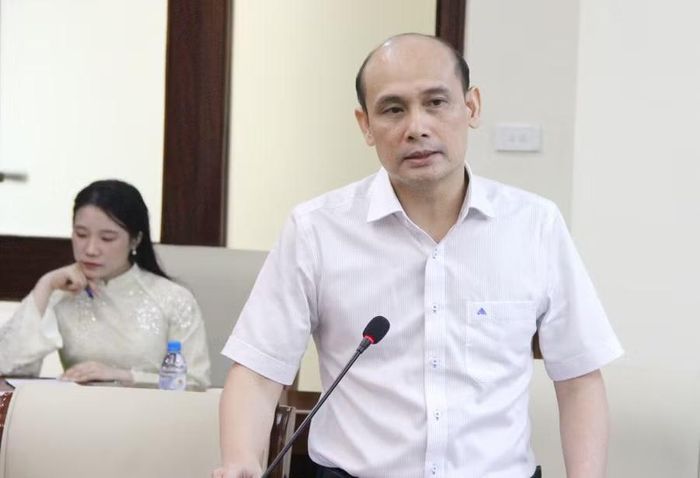 PGS.TS Lương Thế Dũng - Phó Giám đốc Học viện Mật mã trao đổi tại hội nghị.