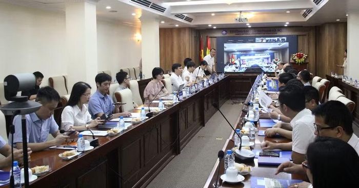 Toàn cảnh hội nghị.