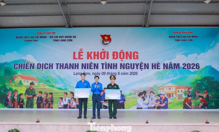 Trong khuôn khổ chương trình, Đoàn Thanh niên Chính phủ cùng các đơn vị đồng hành đã trao tặng các suất quà cho học sinh nghèo vượt khó, thiếu nhi và chiến sĩ có hoàn cảnh khó khăn; tài trợ xây dựng nhà tình nghĩa, điểm phát sóng wifi miễn phí, sân chơi thiếu nhi và nhiều phần việc hỗ trợ sinh kế thiết thực khác. Tổng trị giá các công trình, phần việc tại chương trình gần 1,3 tỷ đồng.