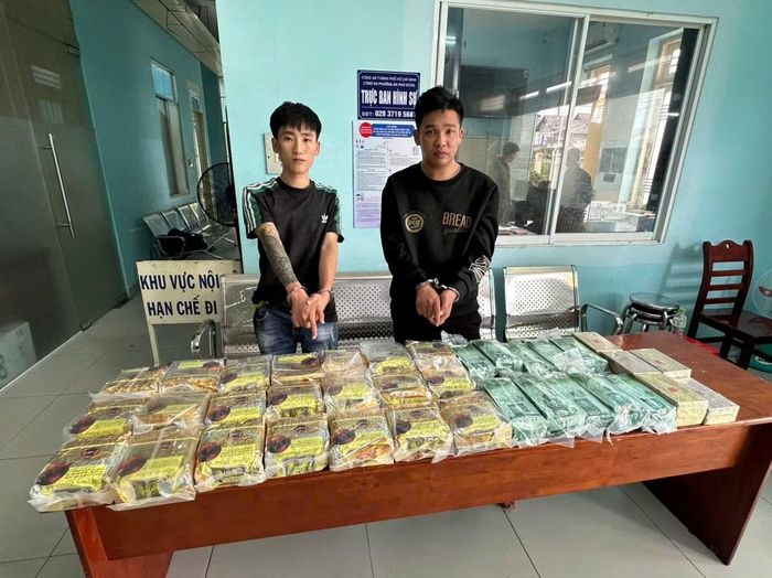 Các đối tượng trong đường dây bị bắt giữ.