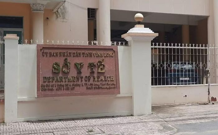 Sở Y tế Vĩnh Long đề nghị các đơn vị trực thuộc, cơ sở hành nghề đề cao cảnh giác với các chiêu trò lừa đảo.