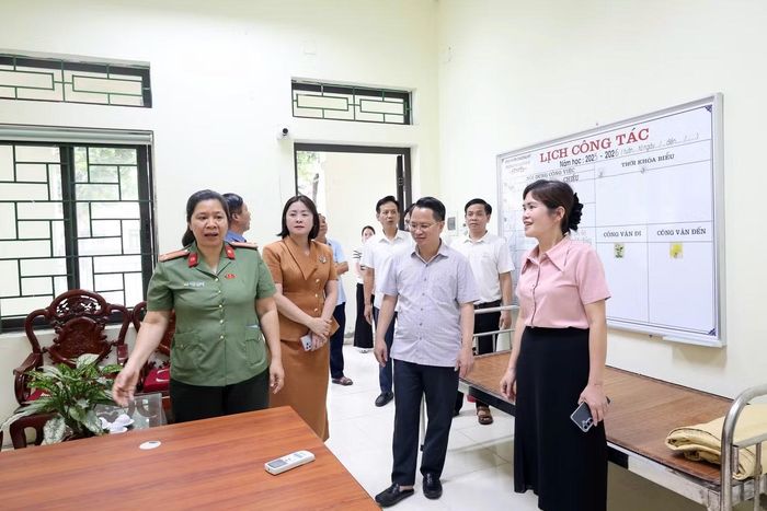  Đoàn kiểm tra cơ sở vật chất điểm thi 