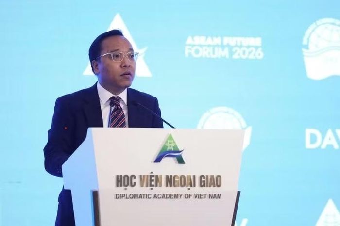 Thứ trưởng Công Thương Nguyễn Hoàng Long phát biểu tại phiên thảo luận
