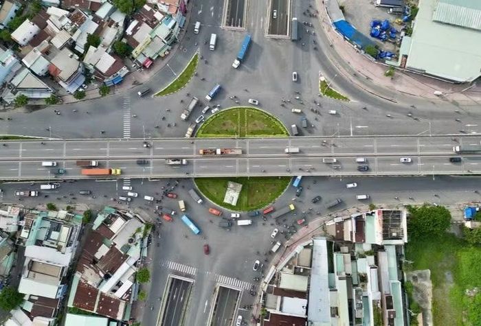 Quốc lộ 22 là tuyến huyết mạch kết nối khu vực Tây Bắc TPHCM.