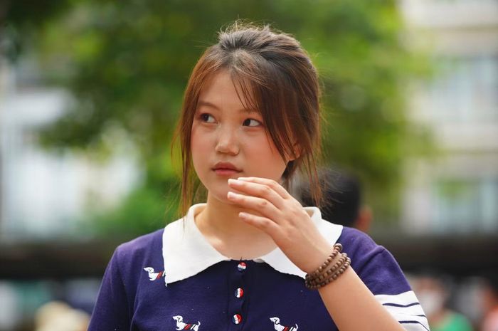 Xa nhà, sỹ tử người dân tộc Dao tự túc mọi thứ cho kỳ thi. Em Như chia sẻ, bố mẹ có động viên và mong muốn em đỗ tốt nghiệp và tiếp tục chọn một ngành nghề nào đó để học.