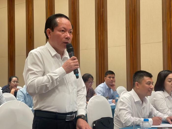 Ông Đào Văn Quang, Giám đốc Trung tâm Xúc tiến thương mại và Đầu tư tỉnh Sơn La phát biểu tại hội thảo.