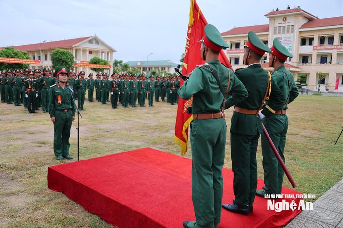 Chiến sĩ mới tuyên thệ. Ảnh: Đức An
