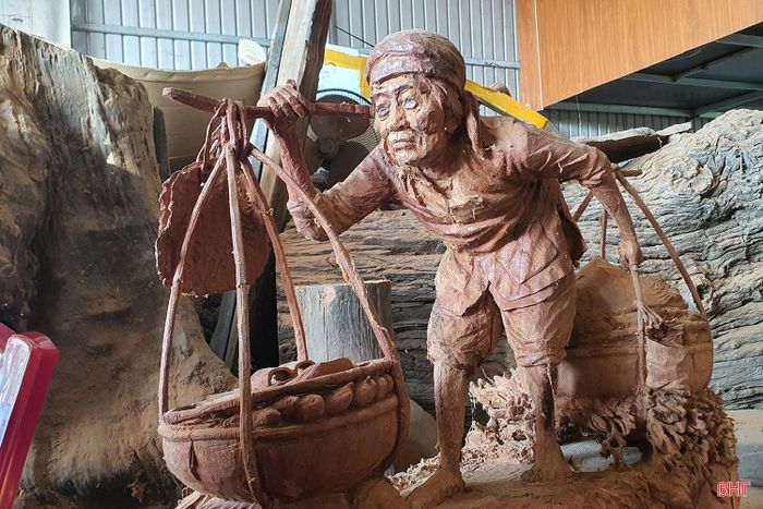 Mỗi bức tượng hoàn thiện không đơn thuần là một sản phẩm mỹ nghệ mà còn mang giá trị tinh thần, lưu giữ những kỷ niệm và câu chuyện riêng của mỗi gia đình.