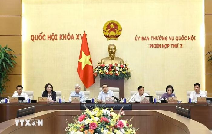 Chủ tịch Quốc hội Trần Thanh Mẫn chủ trì Phiên họp thứ 3 của Ủy ban Thường vụ Quốc hội. (Ảnh: Doãn Tấn/TTXVN)