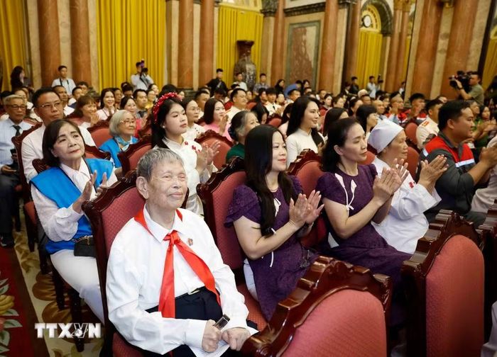 Các đại biểu tham dự buổi gặp mặt. (Ảnh: Thống Nhất/ TTXVN)