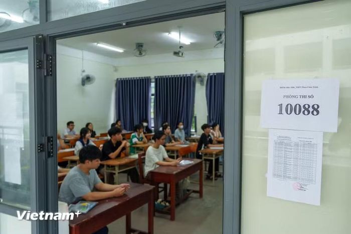 Thí sinh dự thi kỳ thi Trung học phổ thông năm 2026 tại thành phố Đà Nẵng. (Ảnh: Thanh Phong/Vietnam+)