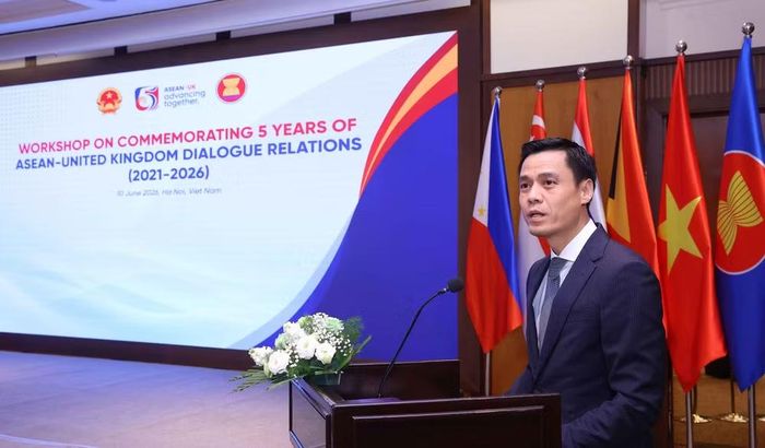Thứ trưởng Bộ Ngoại giao Việt Nam Đặng Hoàng Giang, Trưởng đoàn Quan chức cao cấp (SOM) ASEAN Việt Nam phát biểu. (Ảnh: Văn Điệp/TTXVN)
