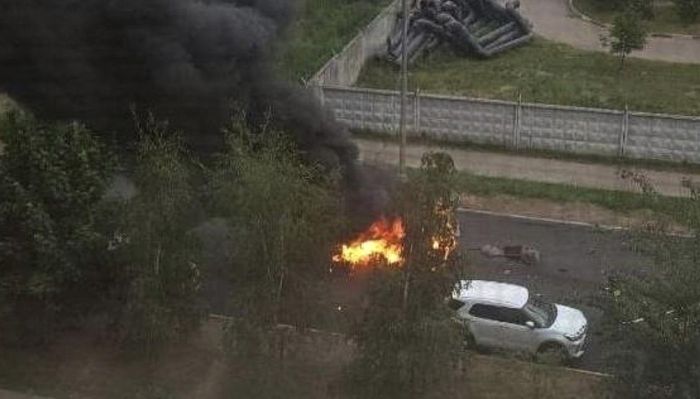 Hiện trường vụ nổ bom xe chụp từ trên cao. Ảnh: The Moscow Times