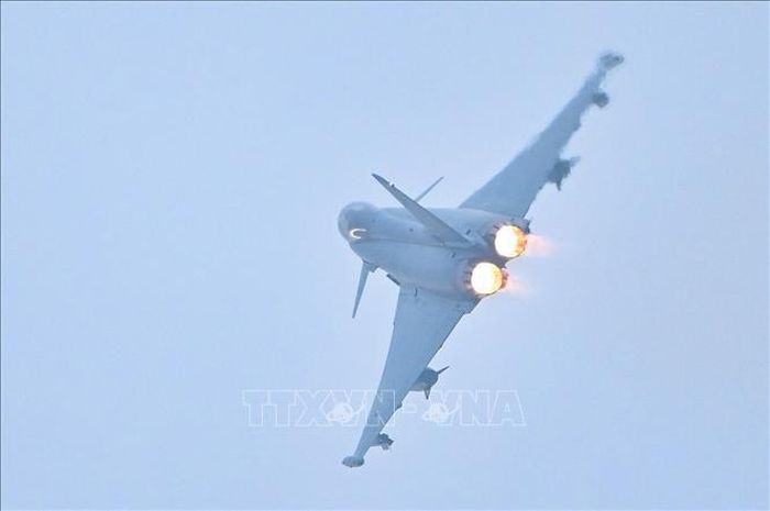 Máy bay chiến đấu Eurofighter Typhoon của Không lực Đức. Ảnh tư liệu: PAP/TTXVN