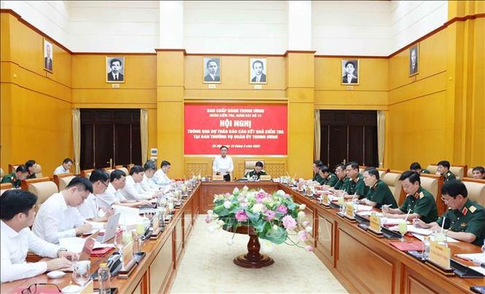 Quang cảnh hội nghị thông báo dự thảo báo cáo kết quả kiểm tra (Đợt 2) với Ban Thường vụ Quân ủy Trung ương. Ảnh: Phương Hoa/TTXVN