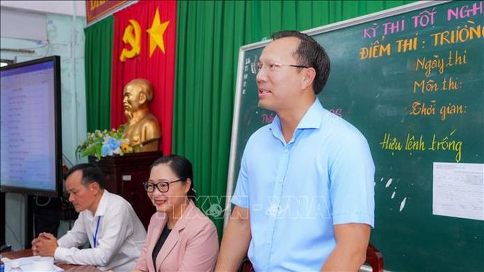 Ông Đoàn Trung Kiên, Phó Chủ tịch UBND tỉnh Tây Ninh, Trưởng Ban Chỉ đạo Kỳ thi tốt nghiệp Trung học phổ thông năm 2026 tỉnh Tây Ninh phát biểu.