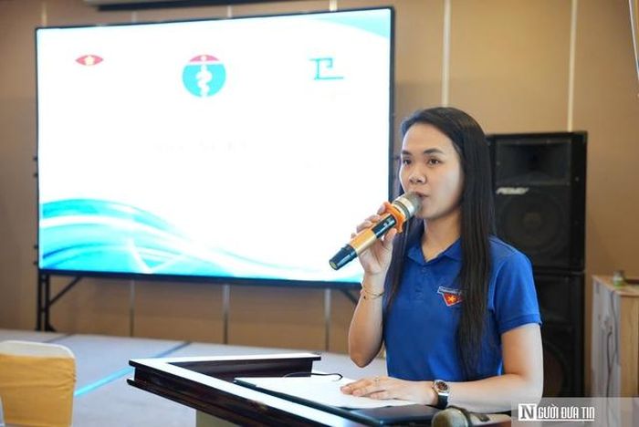 Đại diện đơn vị trên địa bàn phát biểu bài thảo luận.