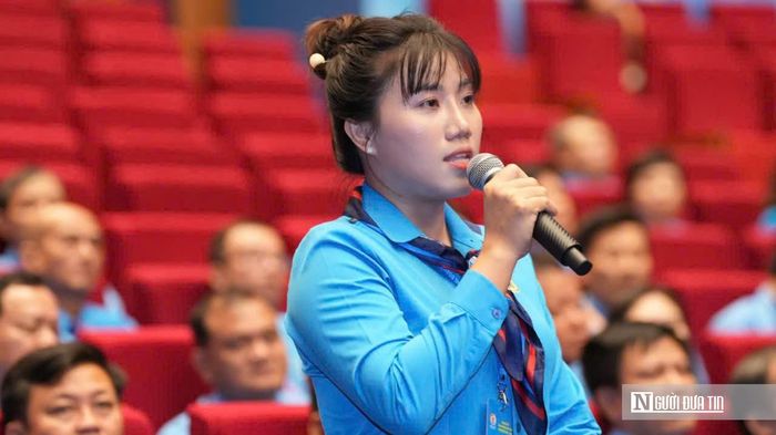 Bà Nguyễn Thị Mai Chi, Chủ tịch Công đoàn cơ sở Công ty TNHH New Apparel Far Eastern Việt Nam.