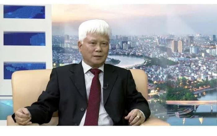 Luật sư Bùi Văn Thành - Trưởng Văn phòng Luật sư Mặt Trời Mới, Trọng tài viên Trung tâm Trọng tài Quốc tế Việt Nam.