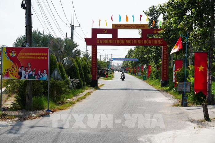 Xã nông thôn mới Vĩnh Hòa Hưng (An Giang). Ảnh: Lê Huy Hải - TTXVN