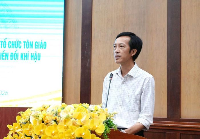 Phó Giám đốc Sở Nông nghiệp và Môi trường tỉnh Vĩnh Long Võ Văn Ngoan phát biểu tại hội nghị. Ảnh: Phạm Minh Tuấn - TTXVN