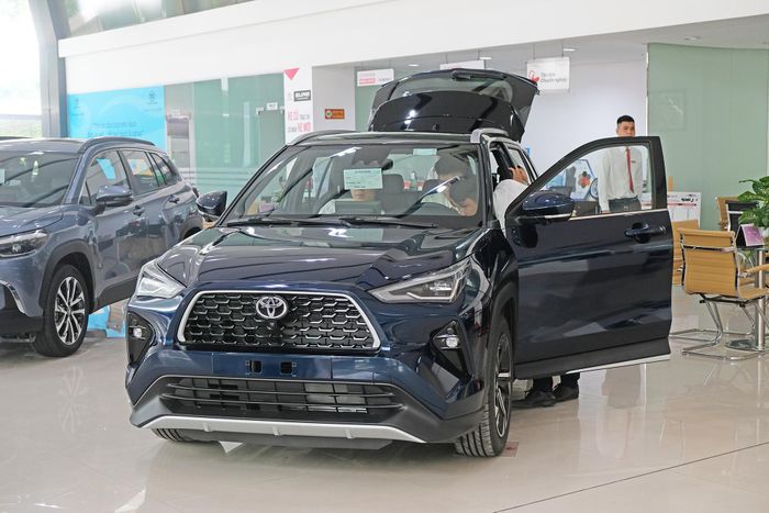 Các mẫu xe hybrid đang trở thành xu hướng mới tại Việt Nam cũng như trên thế giới.