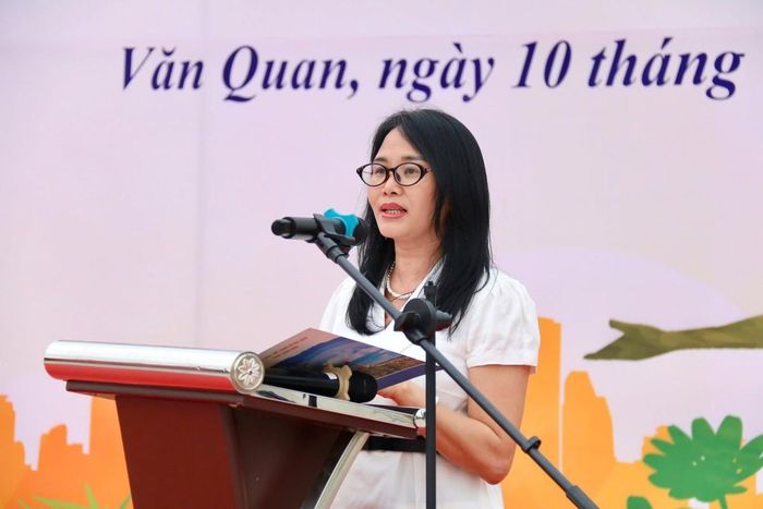 Bà Lê Hải Yến, Phó Giám đốc Sở Văn hóa- Thể thao và Du lịch tỉnh Lạng Sơn phát biểu tại chương trình.