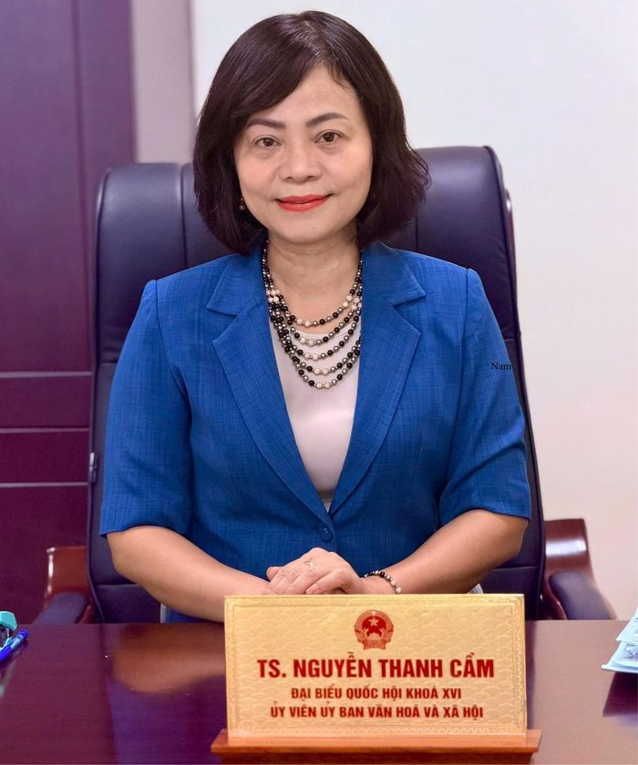 Bà Nguyễn Thanh Cầm - Ủy viên, Đại biểu quốc hội chuyên trách tại Ủy ban Văn hóa và Xã hội của Quốc hội