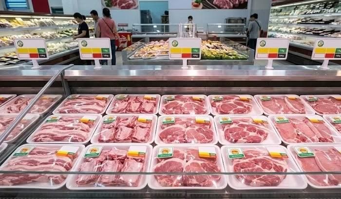 Giá lợn hơi hôm nay tiếp tục giảm cục bộ tại một số địa phương miền Trung - Tây Nguyên và miền Nam