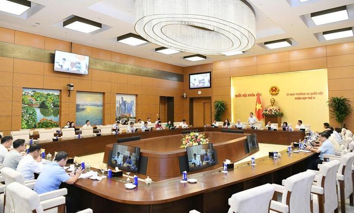 Toàn cảnh Phiên họp thứ ba của Ủy ban Thường vụ Quốc hội. Ảnh: Lâm Hiển