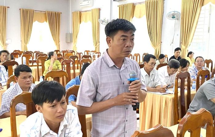 Người dân đóng góp về quy hoạch chung đô thị Tịnh Biên đến năm 2050.
