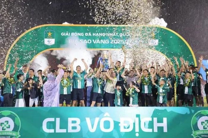CLB Đồng Nai vô địch giải Hạng Nhất.