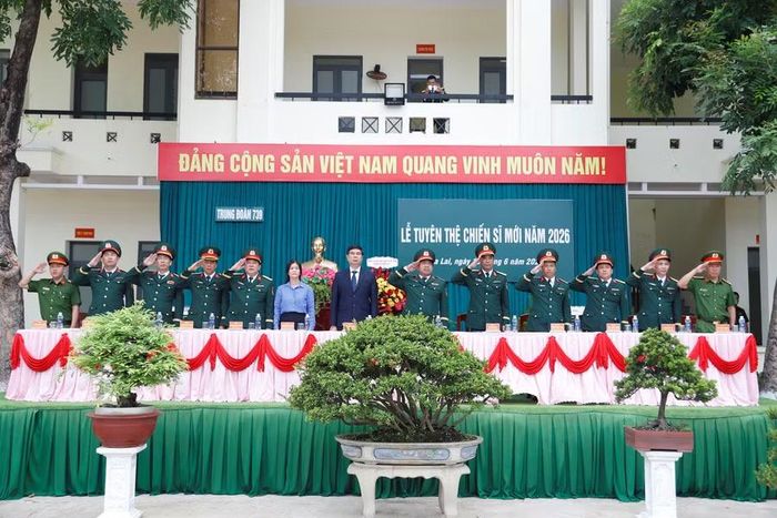  Các đại biểu tham dự buổi lễ. Ảnh: H.P 