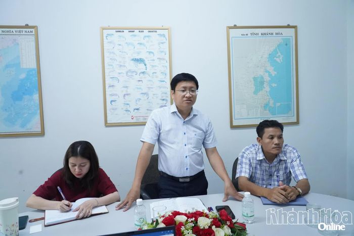 Ông Huỳnh Tấn Hải phát biểu tại buổi làm việc.