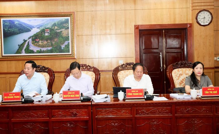 Đại biểu dự cuộc họp.