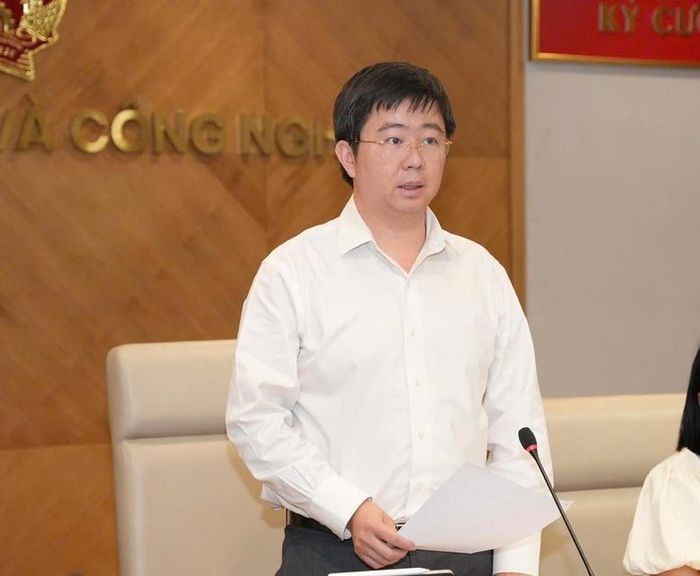 Thứ trưởng Bộ KH&CN Bùi Hoàng Phương thông tin về tình hình hoạt động và những kết quả nổi bật của ngành trong tháng 5/2026 - Ảnh: VGP/TG