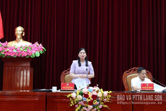 Đồng chí Trần Thanh Nhàn, Phó chủ tịch UBND tỉnh phát biểu tại buổi giám sát