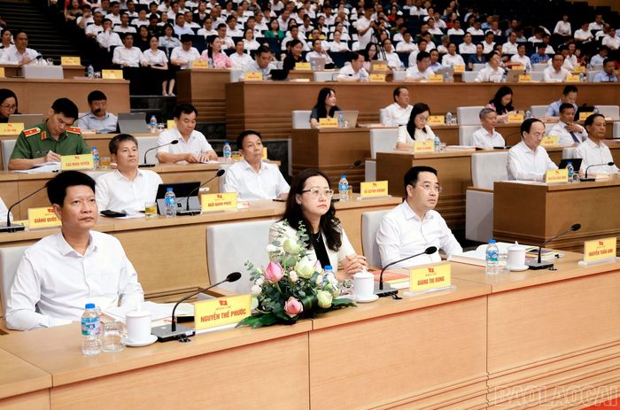 Các đại biểu dự hội thảo.
