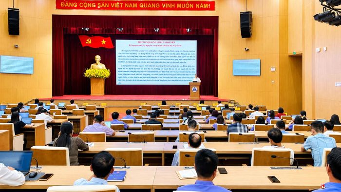 Quang cảnh hội nghị.