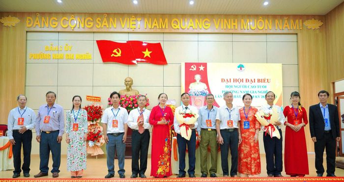 Nhiệm kỳ mới mở ra nhiều mục tiêu, kỳ vọng cho công tác Hội NCT các cấp tỉnh Lâm Đồng. Ảnh: Phường Nam Gia Nghĩa
