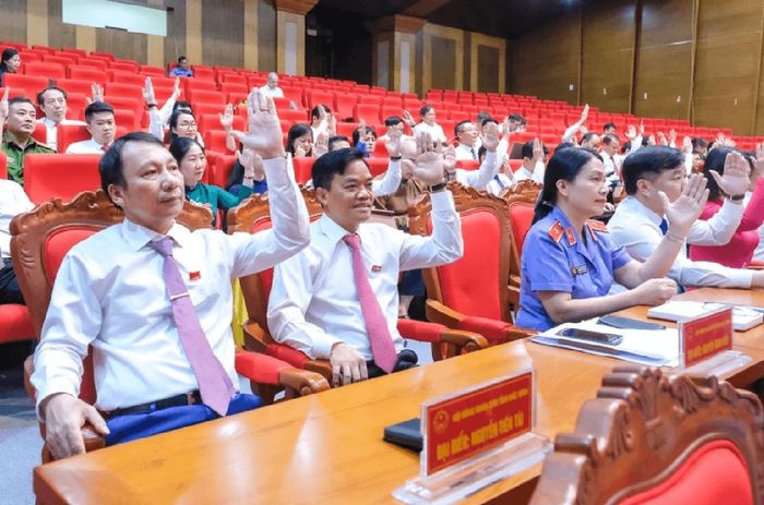Các đại biểu thống nhất với 4 đột phá chiến lược, 7 nhiệm vụ trọng tâm trong thực hiện quy hoạch tỉnh Bắc Ninh. Ảnh: HÀ QUÂN