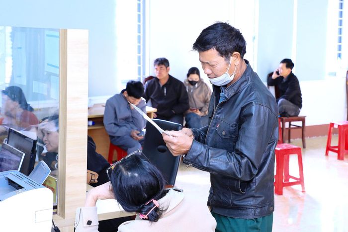Người dân cho rằng chính quyền đang vận hành theo hướng phục vụ nhưng nhiều Chi nhánh VPĐKĐĐ hoạt động chưa phát huy được kỳ vọng