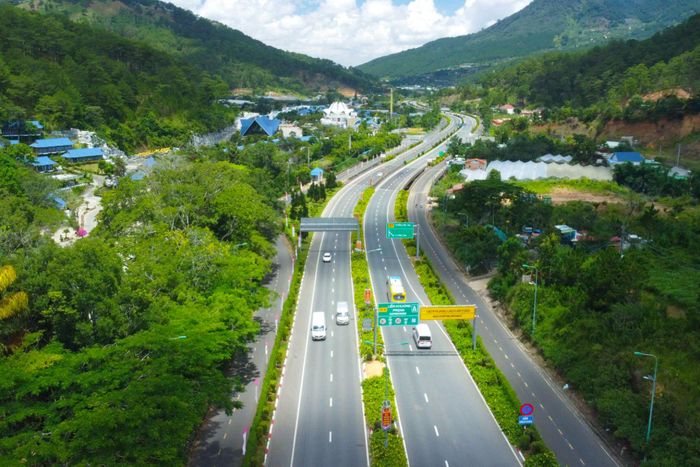 Hạ tầng giao thông sẽ là ưu tiên của Lâm Đồng trong đầu tư hạ tầng chiến lược