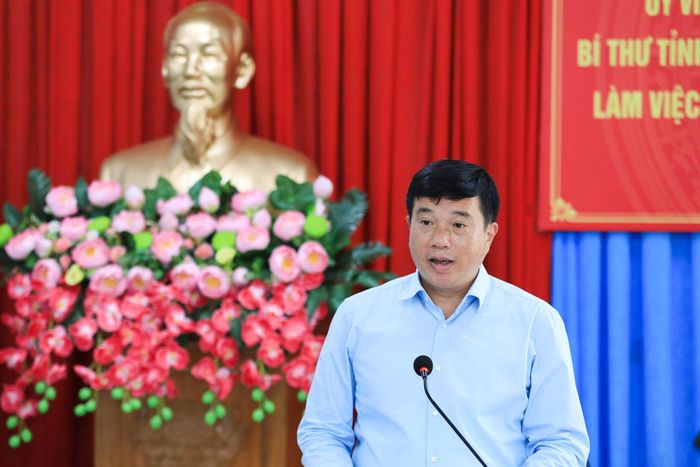 Ủy viên Ban Chấp hành Trung ương Đảng, Bí thư Tỉnh ủy, Trưởng Đoàn ĐBQH tỉnh Lâm Đồng Y Thanh Hà Niê Kđăm đề nghị Đắk Wil phát huy lợi thế vùng biên để vươn lên mạnh mẽ
