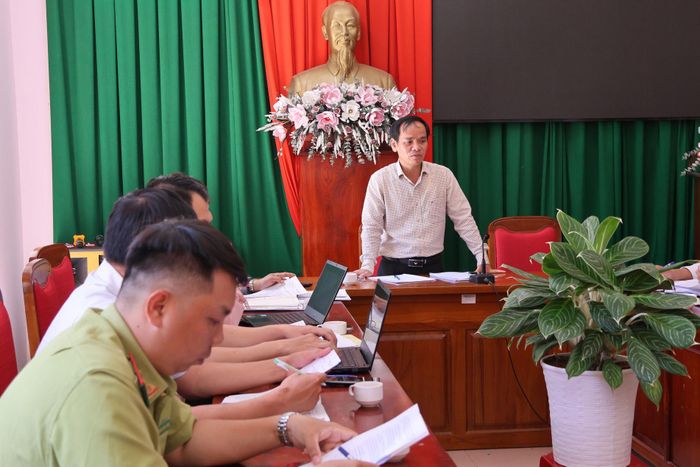 đồng chí Đa Cát Vinh, Tỉnh ủy viên, Phó Chủ tịch HĐND tỉnh phát biểu tại buổi khảo sát